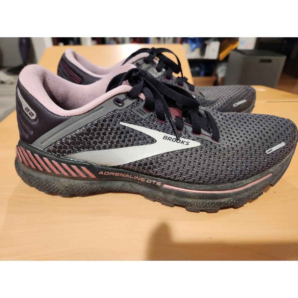 Brooks Adrenaline GTS 22 Running Shoes - Women's Size 7, Gray Purple Accents - Picture 4 of 8